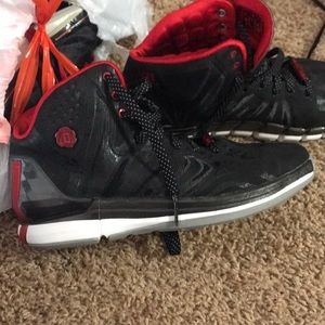 D Rose Adidas Basketball Shoes